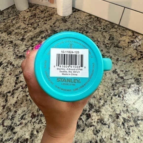 Stanley 40 oz. Adventure Quencher H2.O Flowstate Tumbler Aquamarine - Picture 3 of 4